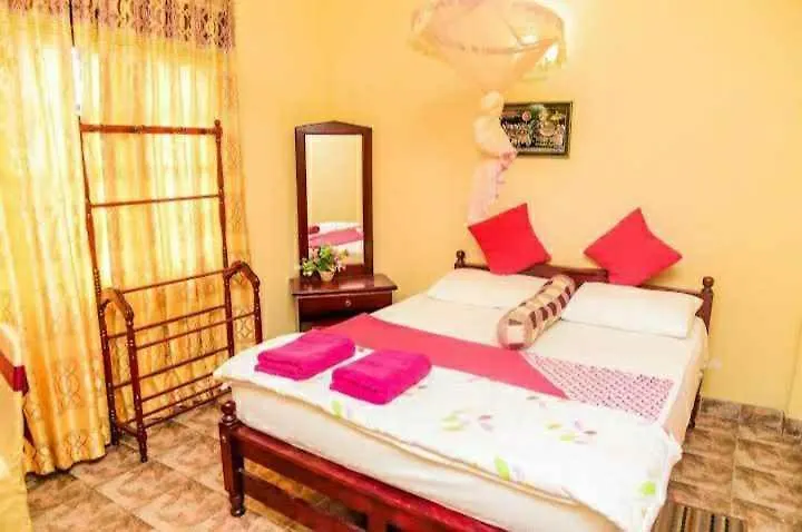 Kandy Paradise Resort & Spa Gampola 0*,